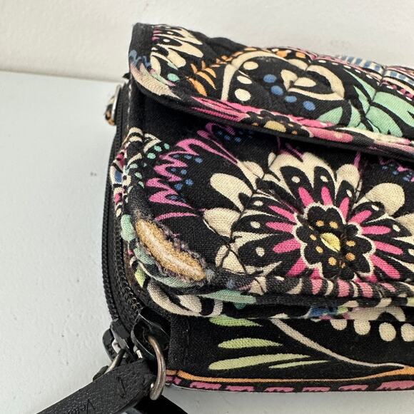 Vera Bradley Bandana Swirl All In One Crossbody Wristlet Wallet No Straps & Wear - Picture 6 of 11